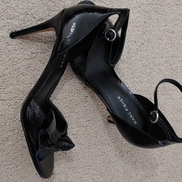 😊 2 / $20  Marc Fisher Shoes - Picture 5 of 8